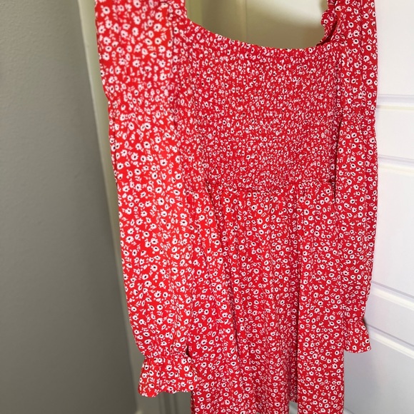 Red H&M Smocked Dress size Large - Picture 6 of 7